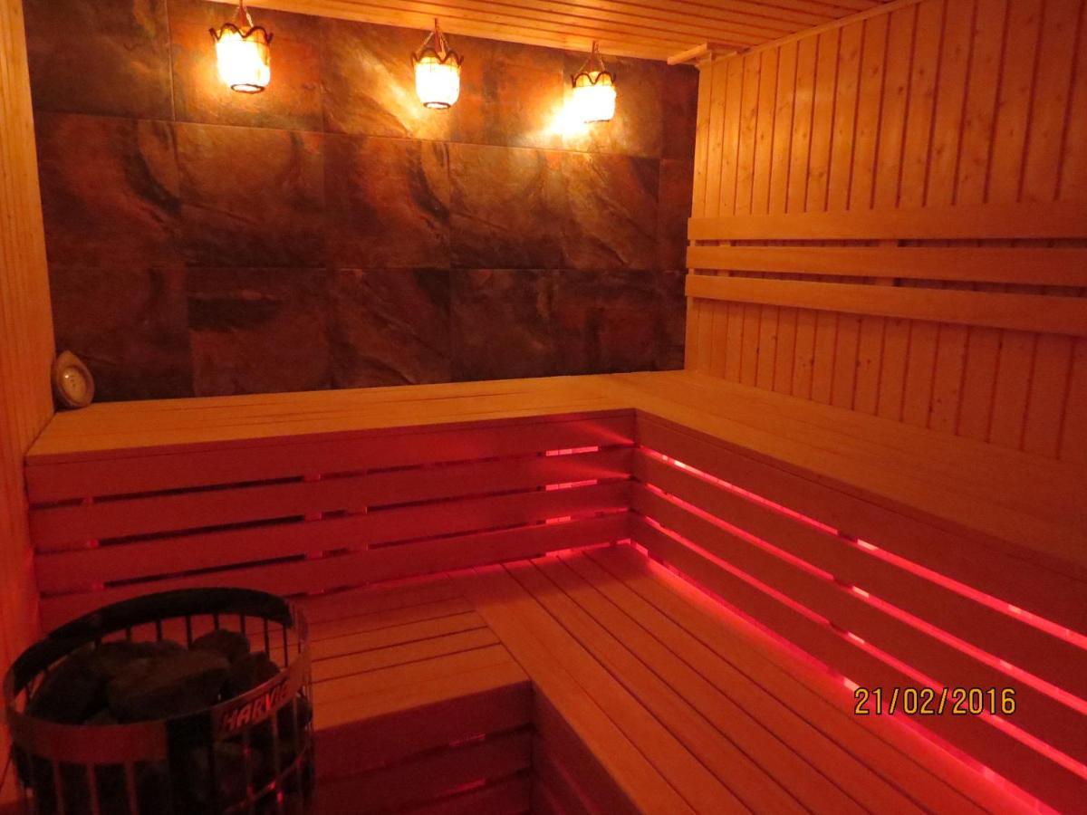 Cudodomek Spa W Mrozach Wielkich Kolo Elku Exteriör bild